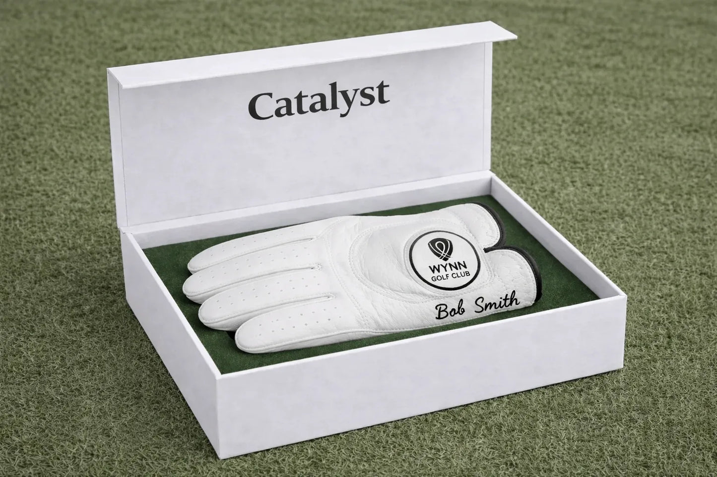 Executive, Signature Level,All Cabretta Leather Golf Glove With Ball Marker And Personalized With The Name Of The Player